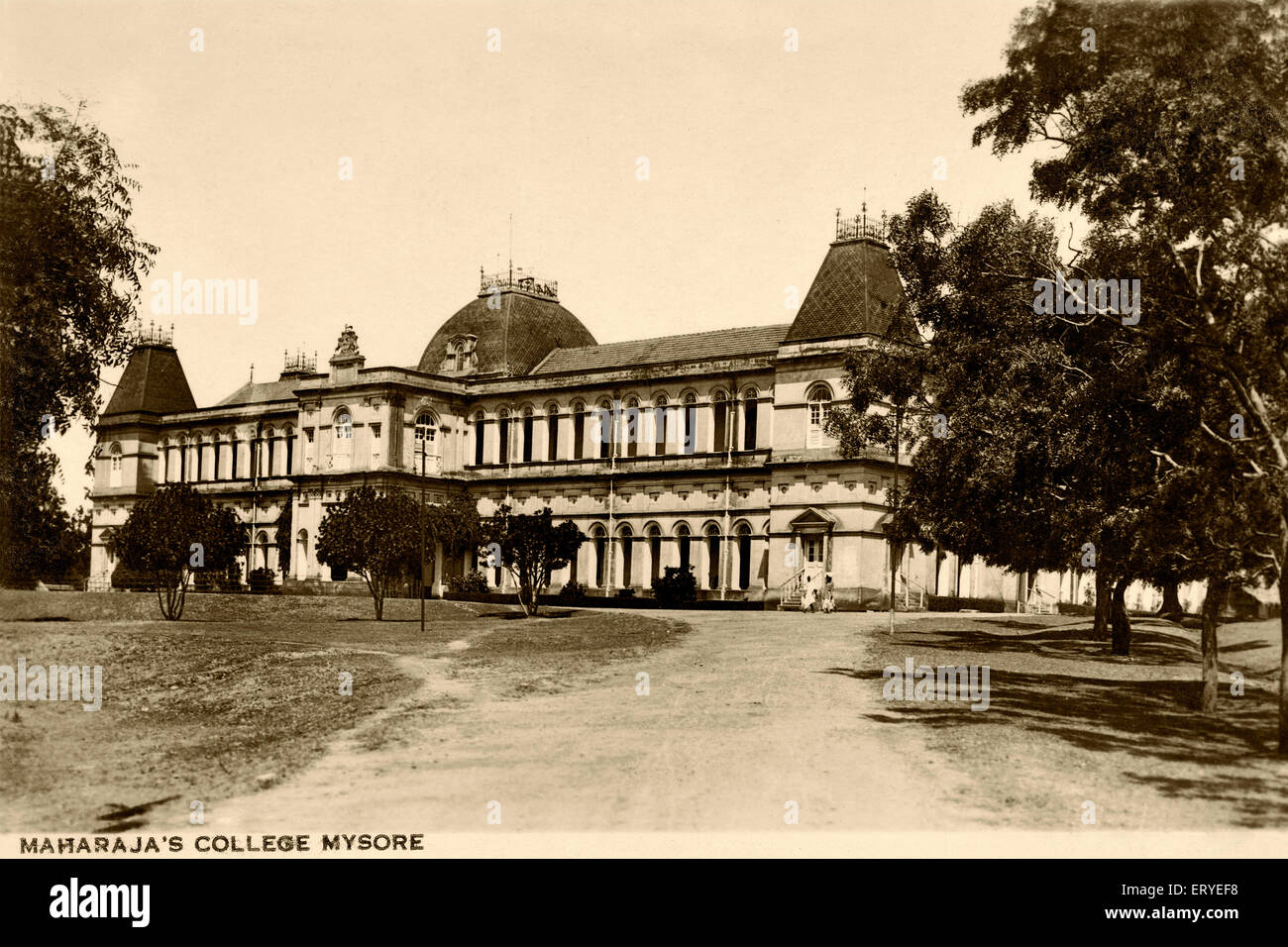 Alte Bild Jahrgang 1900s ; Maharaja College ; Mysore ; Karnataka ; Indien Stockfoto