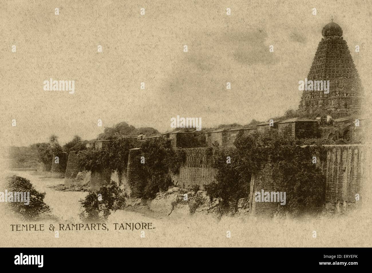 Alte Bild Jahrgang 1900s ; Tempel & Wälle ; World Heritage Site ; Tanjore ; Tamilnadu ; Indien Stockfoto