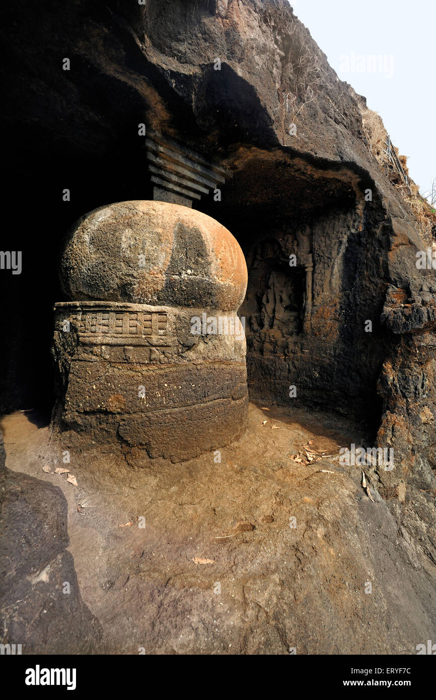Stupa in blass buddhistischen Höhle; Kirch; Raigad Raigarh; Maharashtra; Indien Stockfoto