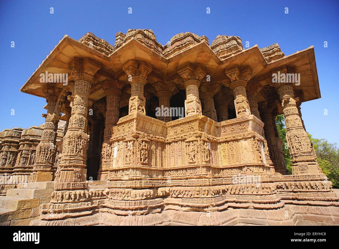 Sonnentempel, Hindu Surya Mandir, historisches Wahrzeichen, Modhera, Mehsana, Gujarat, Indien, Asien Stockfoto