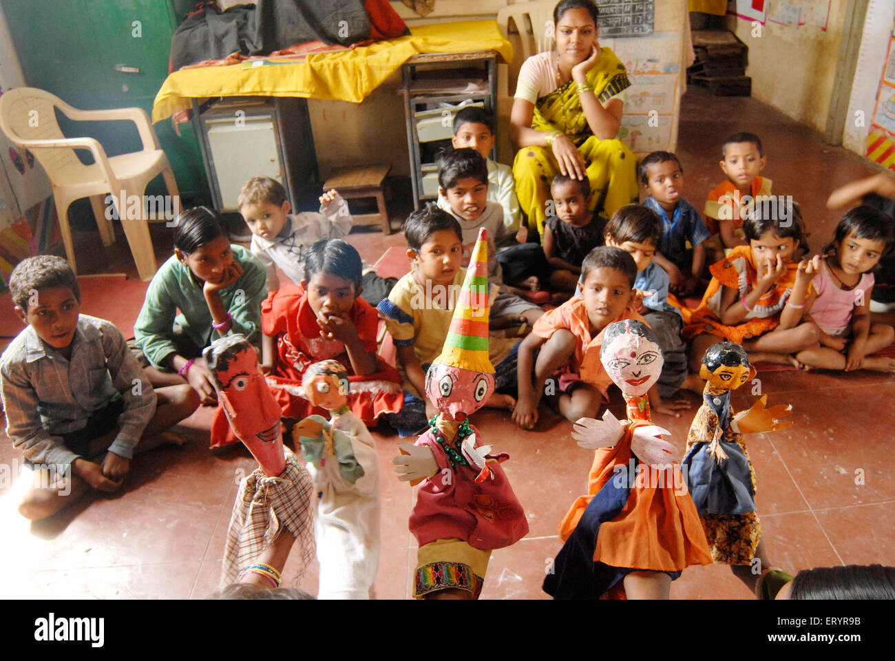 Puppentheater für Kinder , Wadala , Bombay , Mumbai , Maharashtra , Indien , Asien Stockfoto