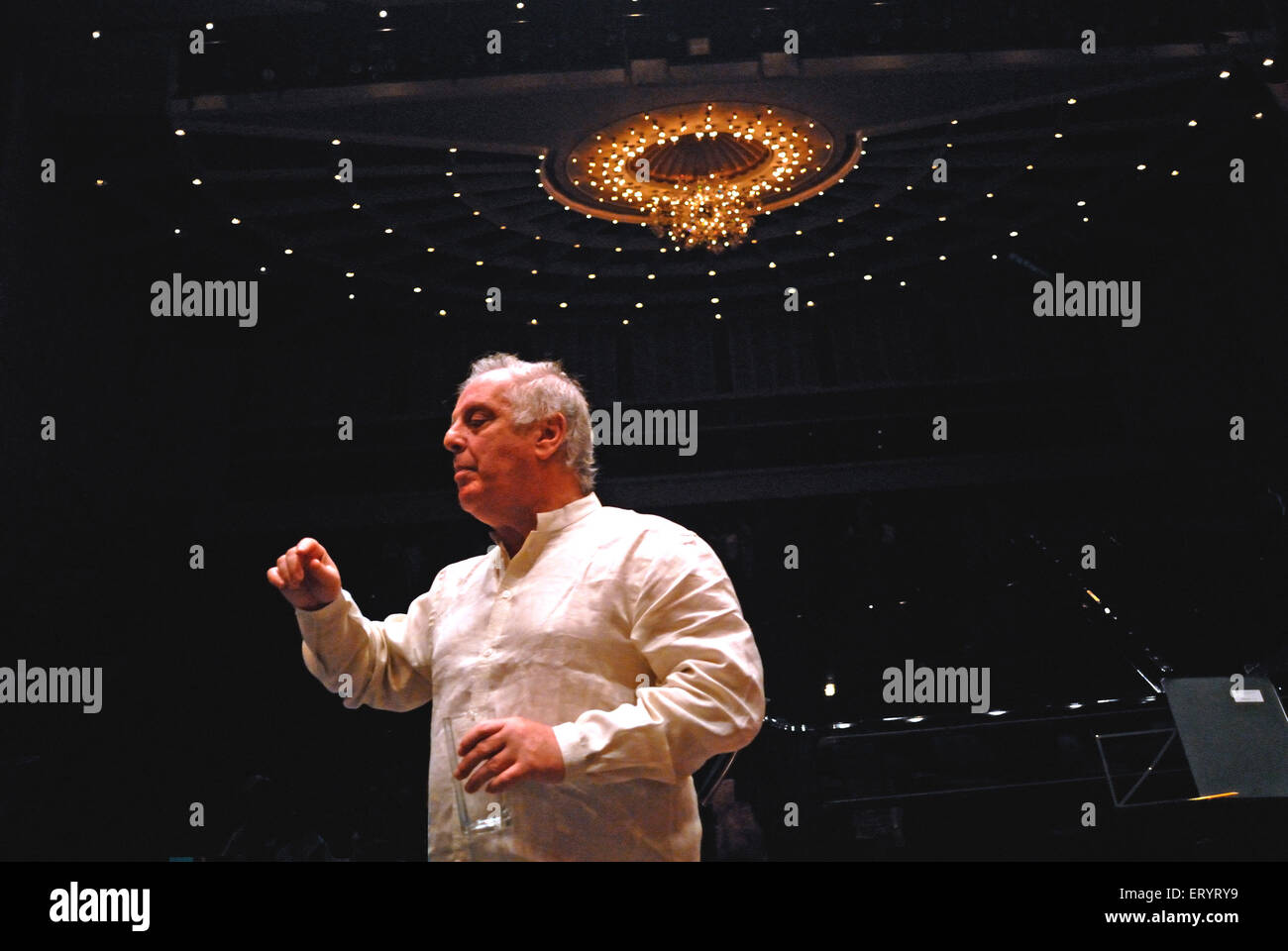 Daniel Barenboim , Pianist , Jamshed Bhabha Theater , NCPA , National Center for the Performing Arts , Bombay , Mumbai , Maharashtra , Indien , Asien Stockfoto