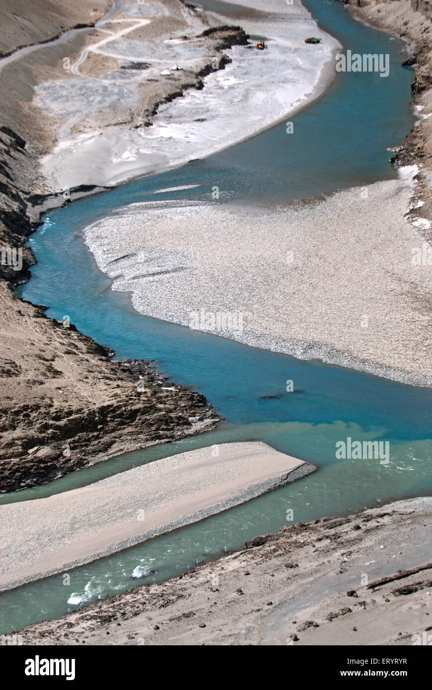 Indus und Zanskar Flüsse; Nimu; Leh; Ladakh; Jammu und Kaschmir; Indien 9. April 2008 Stockfoto