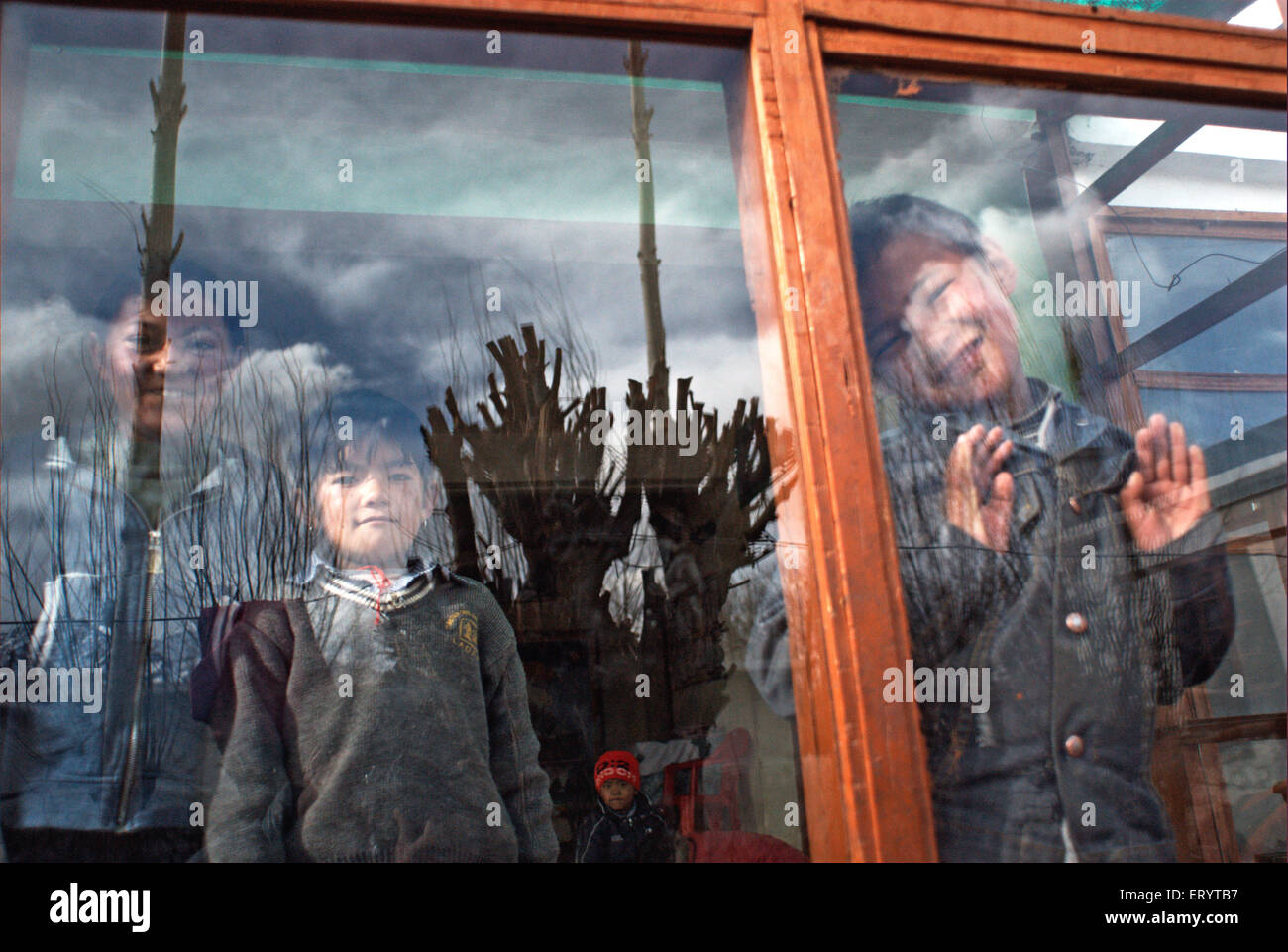 Studenten; Leh; Ladakh; Jammu und Kaschmir; Indien nicht Herr 11. April 2008 Stockfoto