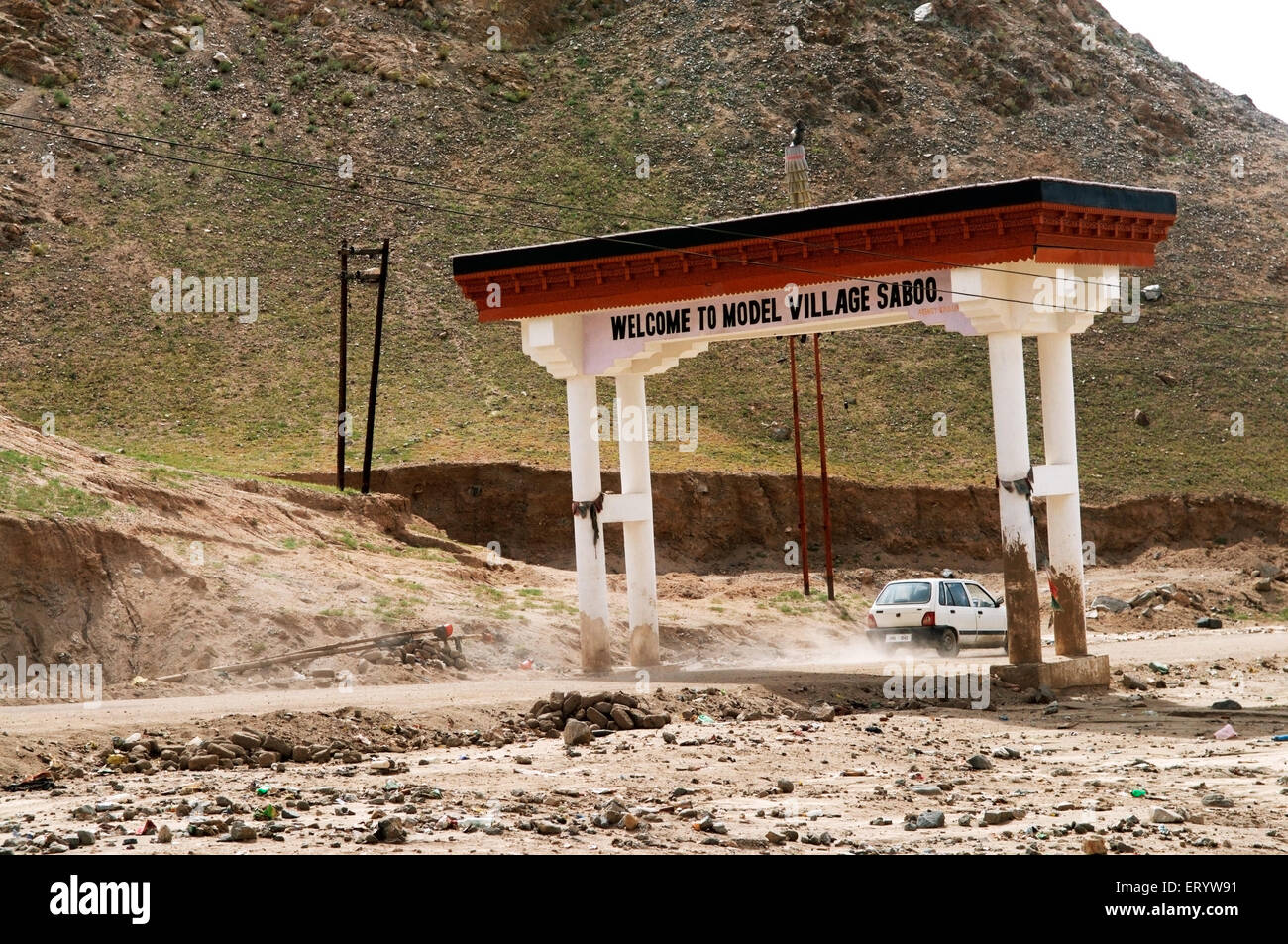 Eingang des verwüsteten Saboo Dorf wegen Flashflood; Leh; Ladakh; Jammu und Kaschmir; Indien Stockfoto