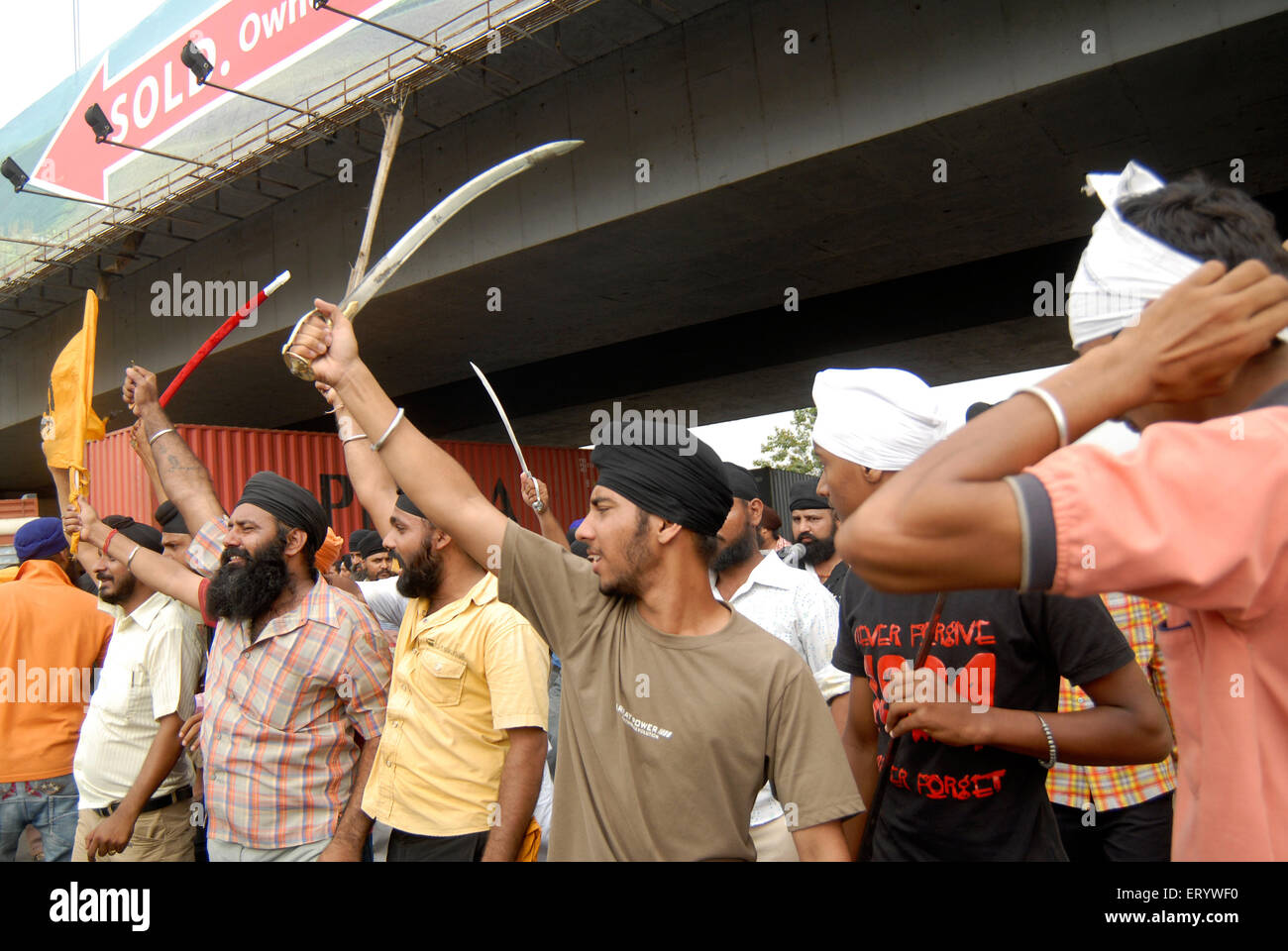 Sikhs protestieren für Dera Saccha Sauda an; Mulund; Bombay; Mumbai; Maharashtra; Indien NOMR Stockfoto