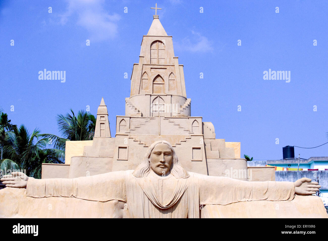 Herr Jesus Christus, Sandskulptur, Dekoration des Durga Puja Pavillons, Durga Puja Festival, Kalkutta, kolkata, Westbengalen; Indien, asien Stockfoto