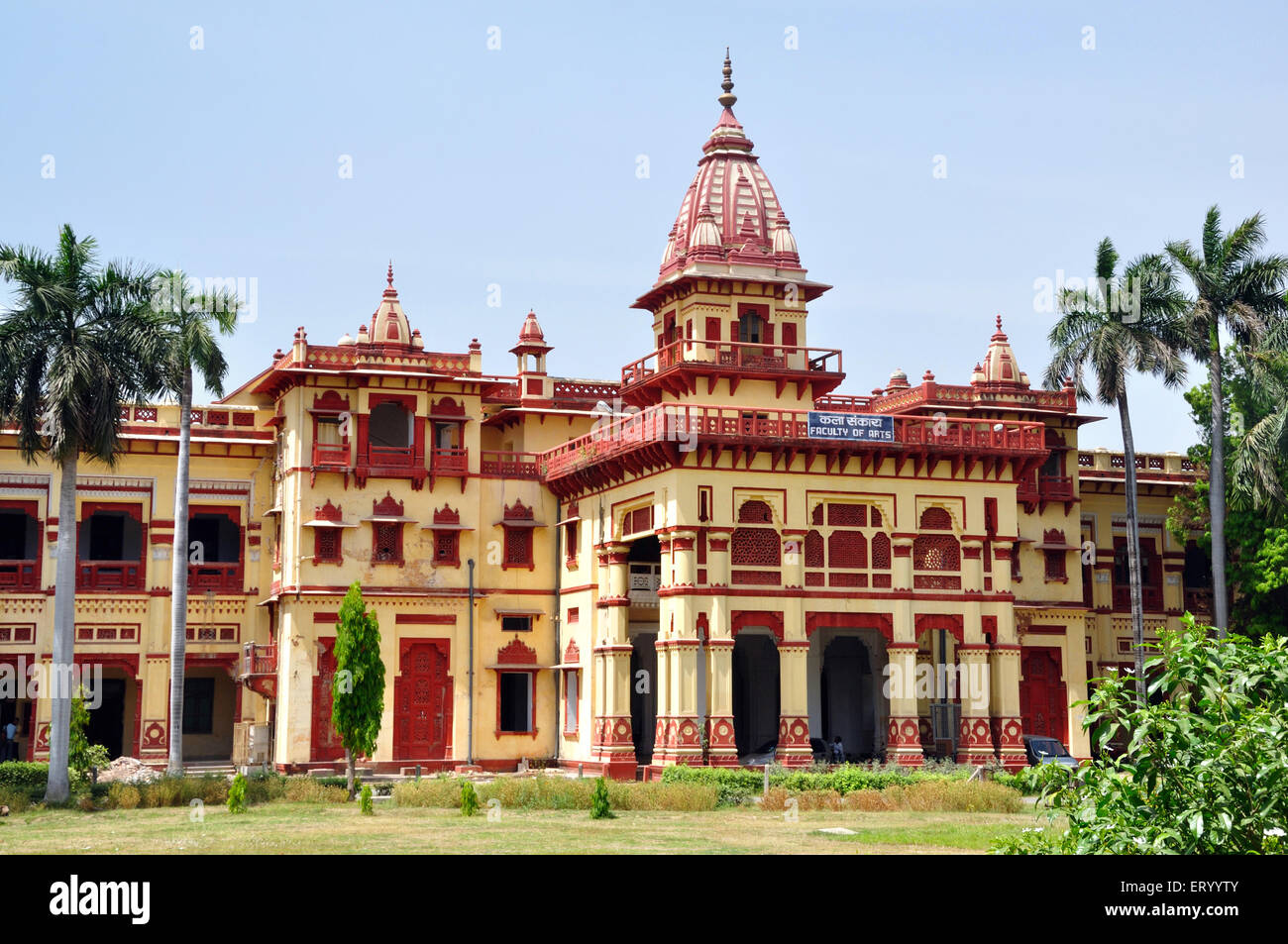 Banaras Hindu University , Central Hindu College , Varanasi ; Uttar Pradesh ; Indien , Asien Stockfoto