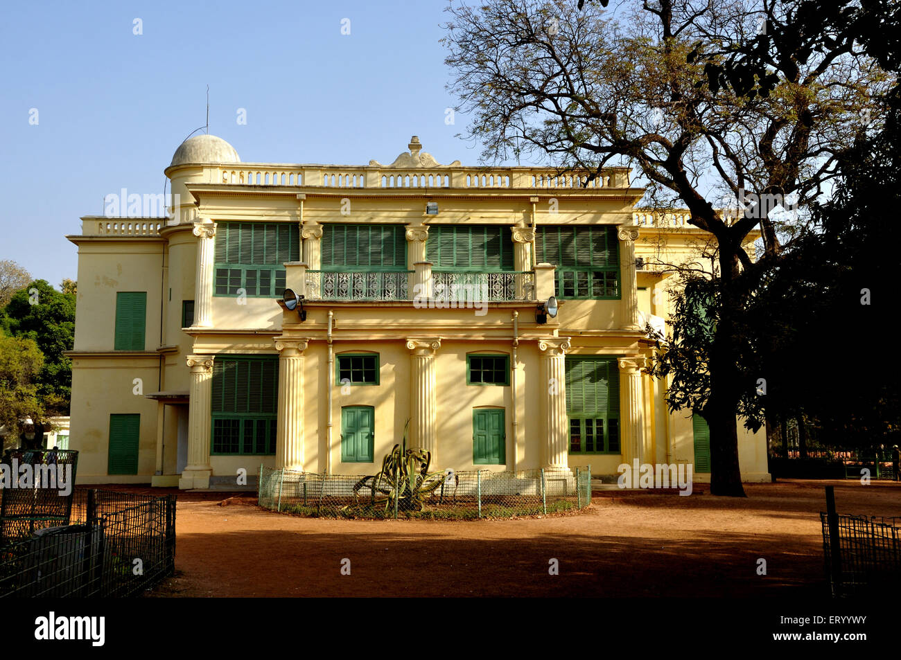 Sangit Bhavana, Visva Bharati Universität, Sangeet Bhavan; Shantiniketan; Bolpur Stadt, Birbhum Bezirk, West Bengalen; Indien, asien Stockfoto