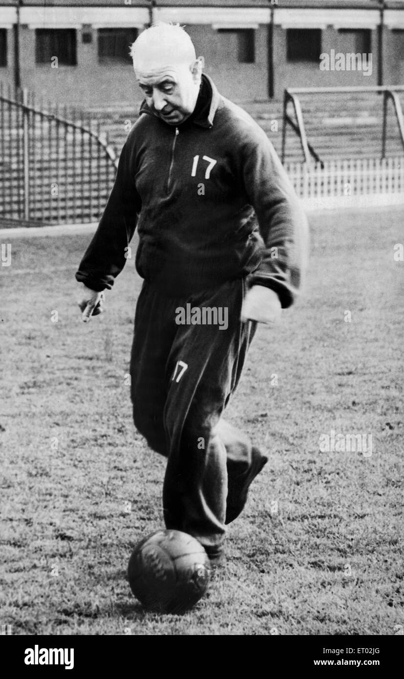 Ehemalige Aston Villa Trainer Jimmy Hogan. November 1953. Stockfoto