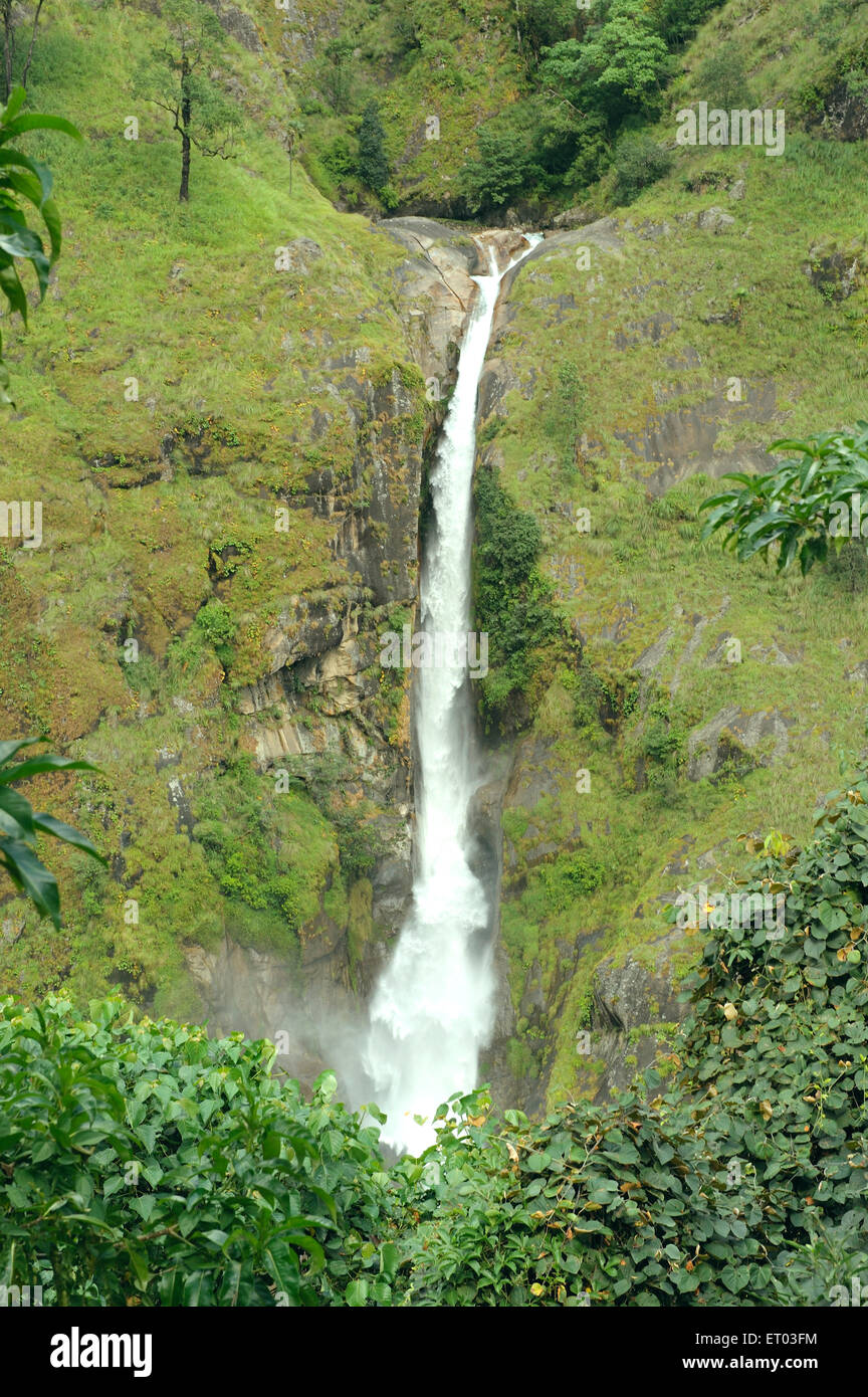Wasserfall , Jagat , Besisahar Chame Sadak , Nepal , Föderale Demokratische Republik Nepal , Südasien , Asien Stockfoto