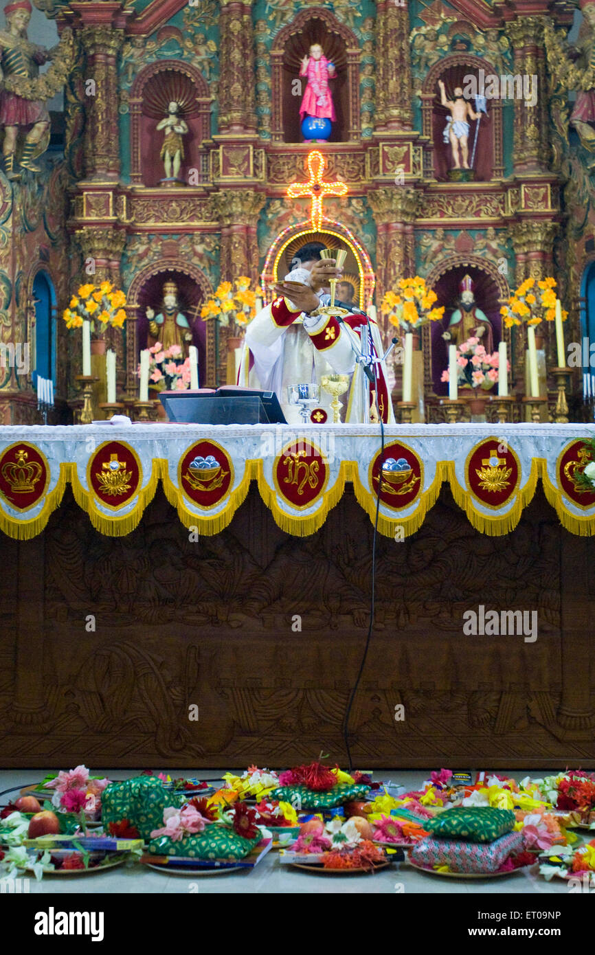 Rosenkranz-Feier in St. Marien Estd1463 Jungfrau Maria geweiht; im Volksmund Vechoor Muthiamma bei Vechoor; Kerala Stockfoto