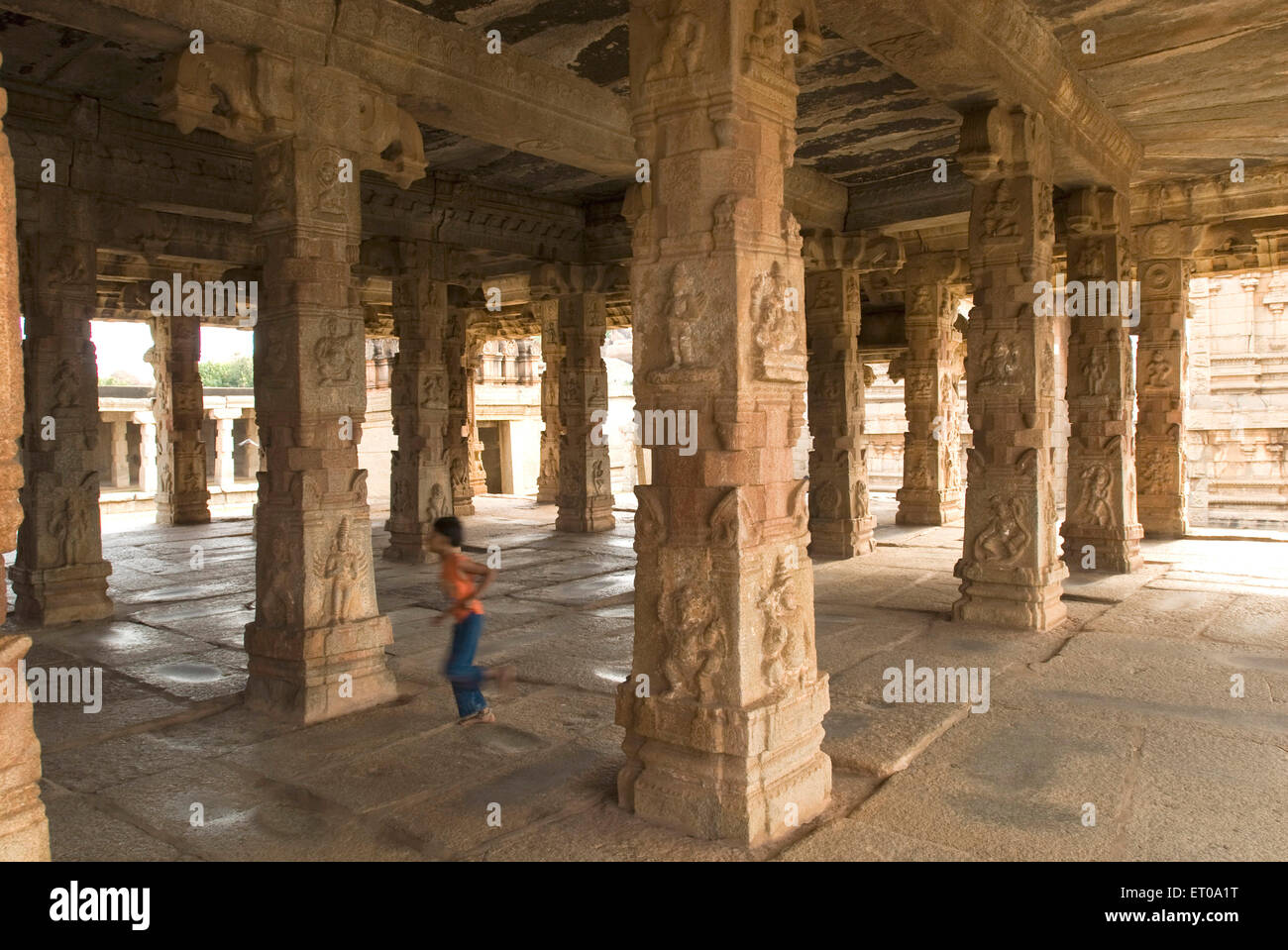 Säulen Mandap im Krishna-Tempel in Hampi; Karnataka; Indien Stockfoto