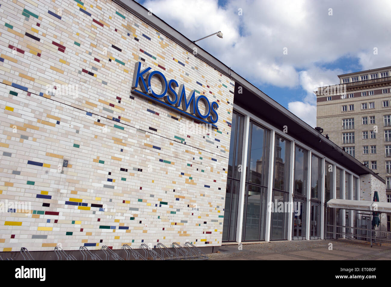 Kosmos Cinema Stockfotos und bilder Kaufen Alamy