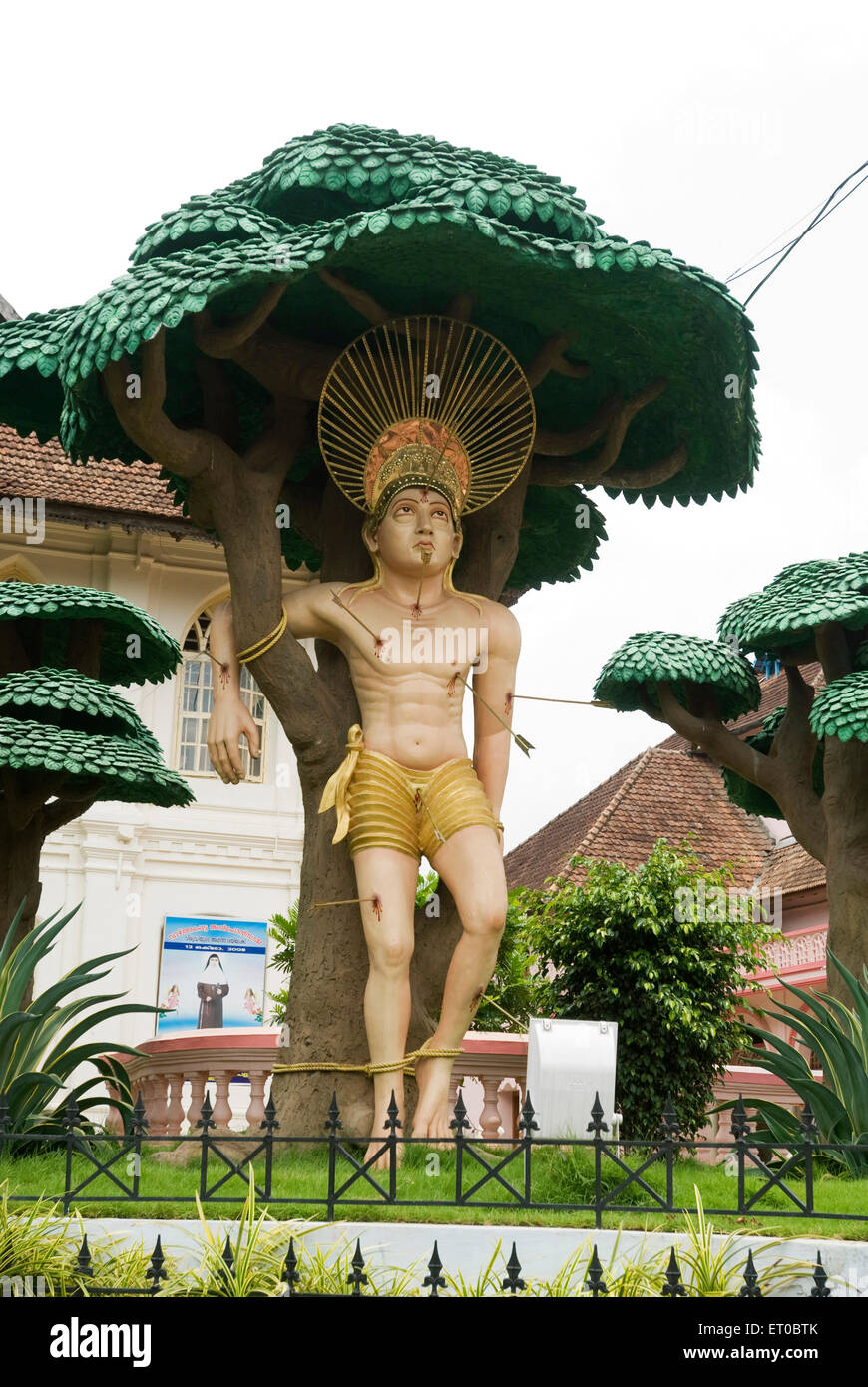 Skulptur, St. Sebastian, St. Mary's Forane Kirche, katholische Kirche, Kanjoor, Kerala, Indien, Asien Stockfoto