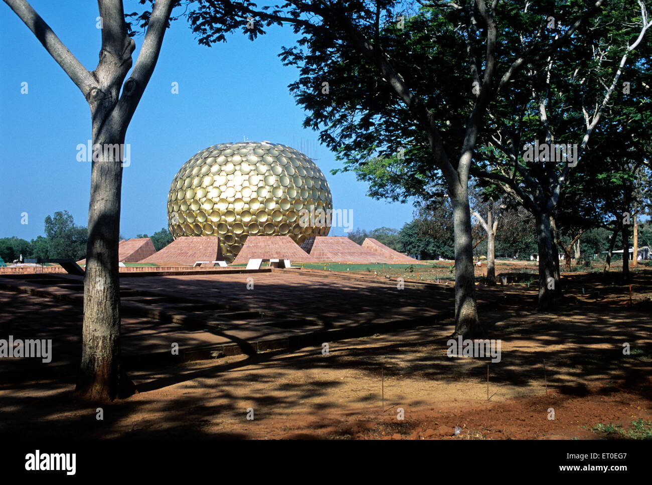 Auroville india Fotos und Bildmaterial in hoher Auflösung Alamy