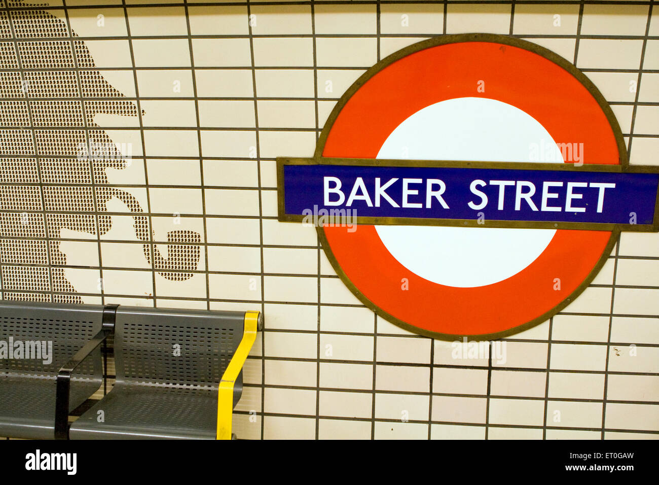 Sherlock Homes Wandfliesen, Baker Street; Marylebone, City of Westminster, U-Bahnstation, London, England, Großbritannien, Vereinigtes Königreich Stockfoto
