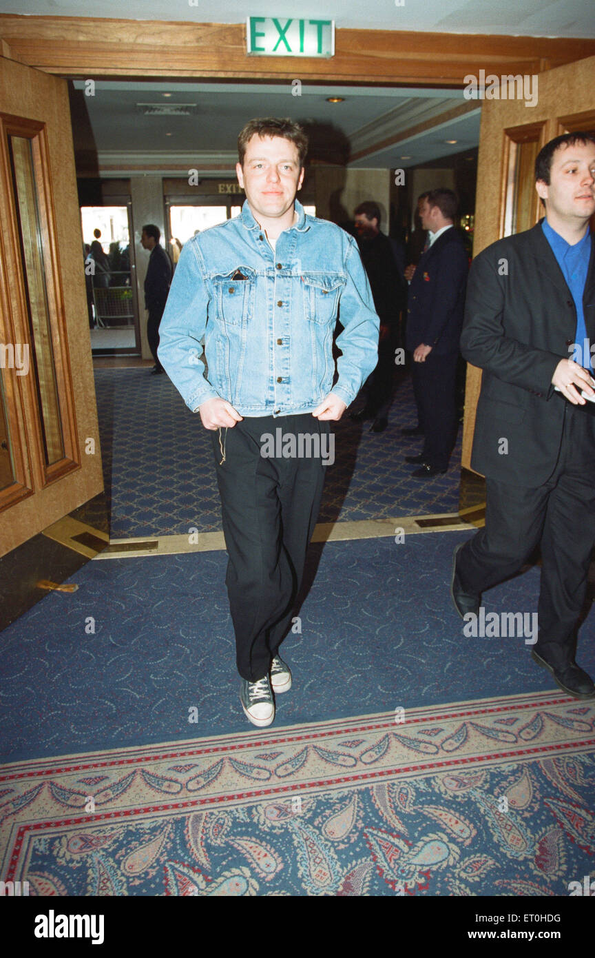 Suggs, Lead-Sänger der britischen Ska-Gruppe Madness, der Capital Radio helfen A London Kind Awards. 4. April 1996. Stockfoto