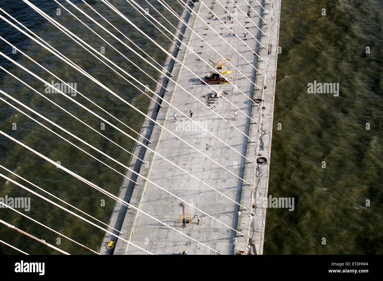 Sicht von im Bau Bandra Worli Sea Link ist 8 Lane Twin Fahrbahn blieb Kabelbrücke; Bombay-Mumbai Stockfoto