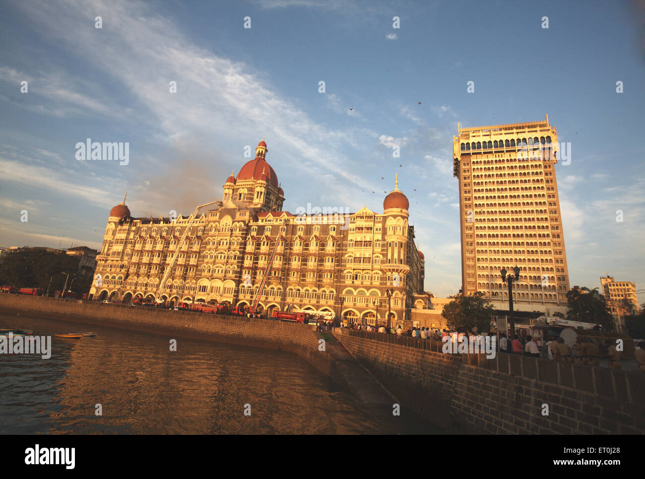 Taj Mahal Hotel Smoke, 2008 Mumbai Angriff, Terroranschlag, Terroranschlag, Bombay, Mumbai, Maharashtra, Indien, 26 - November - 2008 Stockfoto