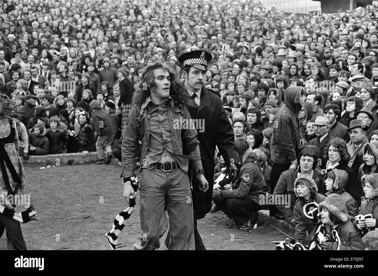 Newcastle United 4: 3 Nottingham Forest, FA Cup sechsten Runde in St James Park, Samstag, 9. März 1974 übereinstimmen. MATCH erklärte Lücke durch Pitch Invasion und Gewalt von Newcastle-Anhängern. Stockfoto