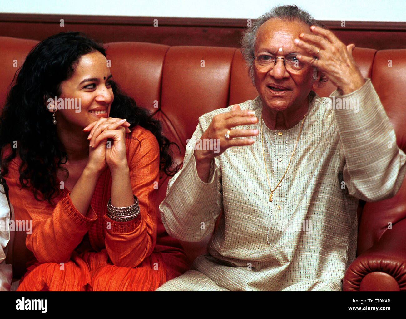 Ravi Shankar, indischer Sitarist, Komponist, Tochter, Anoushka shankar, Bombay, Mumbai, Maharashtra, Indien Stockfoto