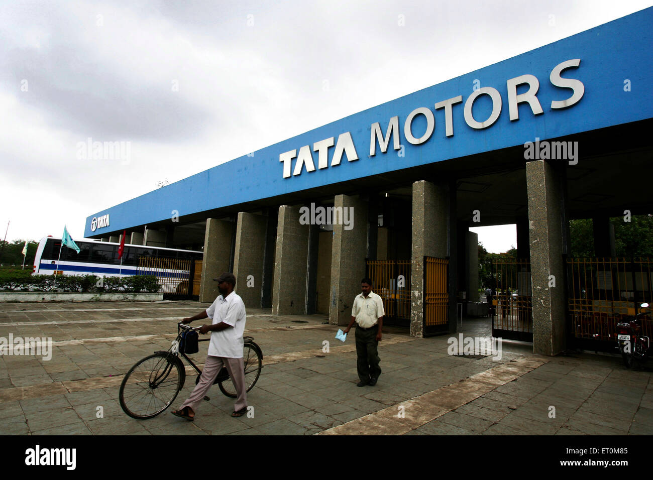 Haupttor des Tata Motors Werk; Pimpri in der Nähe von Pune; Maharashtra; Indien Stockfoto