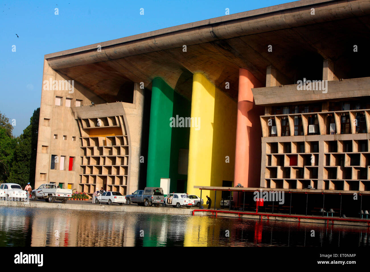 High Court Building, Punjab und Haryana High Court, entworfen vom französischen Architekten Le Corbusier, Chandigarh, Union Territory, UT, Indien, Asien Stockfoto