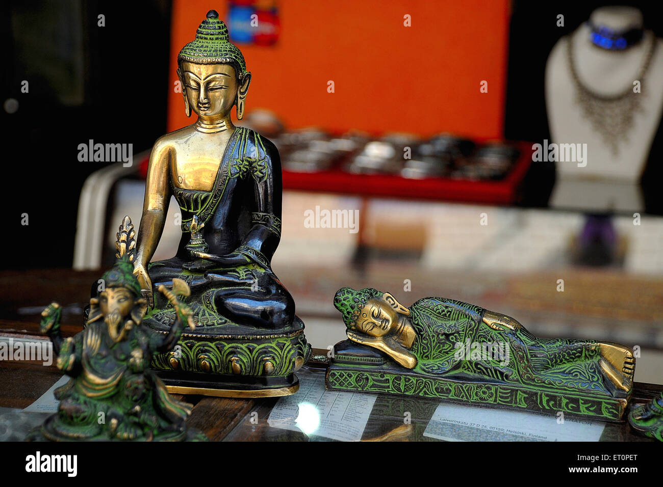 Idol der Götter Buddha und Ganesha im Shop; Pushkar fair; Rajasthan; Indien Stockfoto