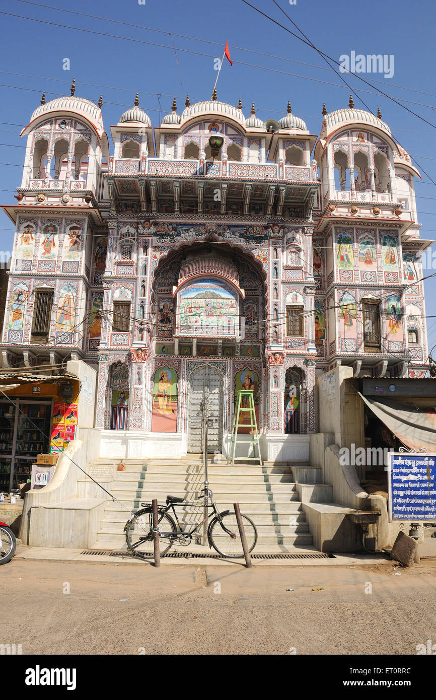 Bemalte Dwarkadhish Tempel; Fatehpur; Rajasthan; Indien Stockfoto