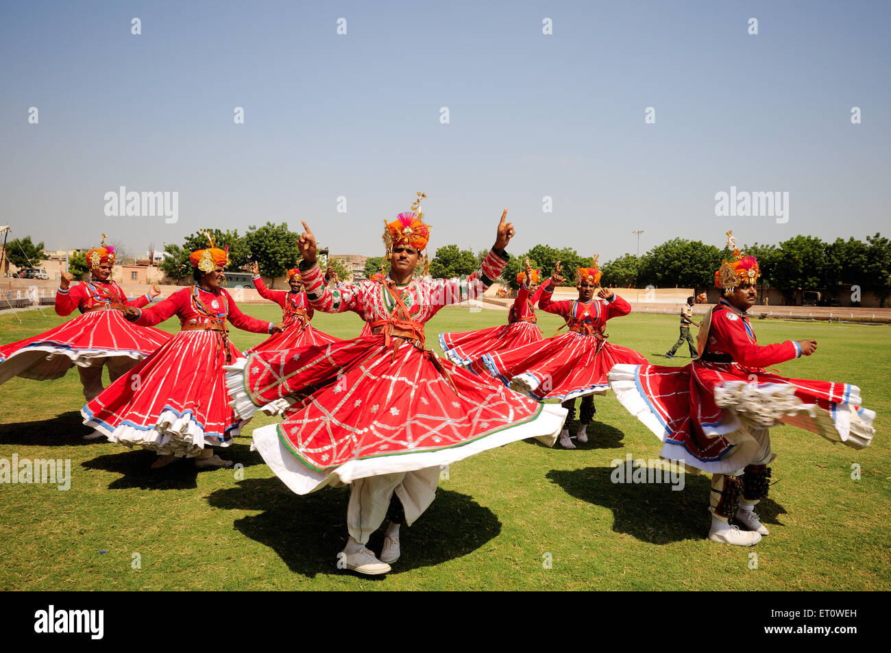 Gher Volkstänzer bei Marwar Festivals; Jodhpur; Rajasthan; Indien Herr #786 Stockfoto