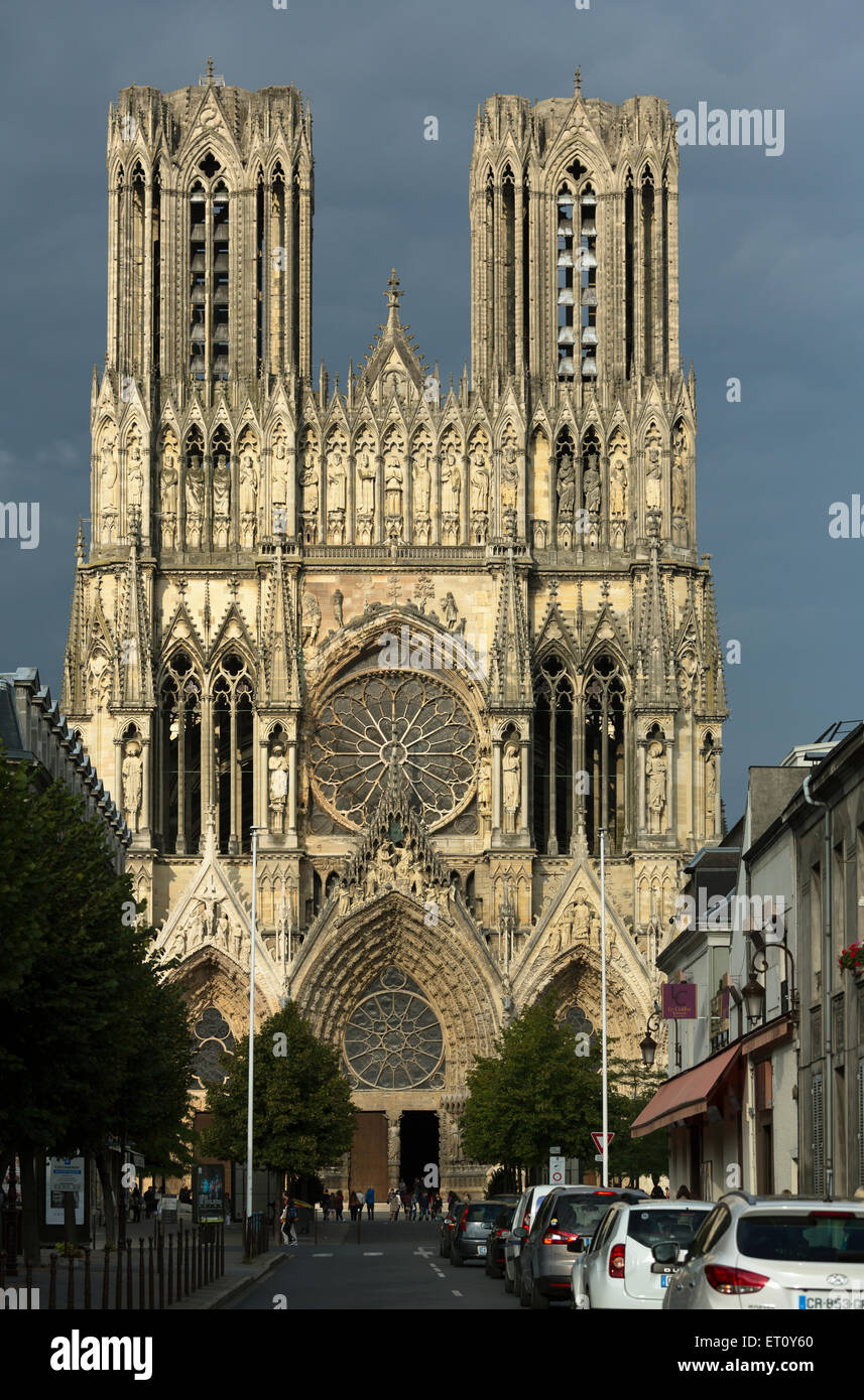 Reims, Frankreich, Kathedrale Notre-Dame von Reims im Zentrum Stadt Stockfoto