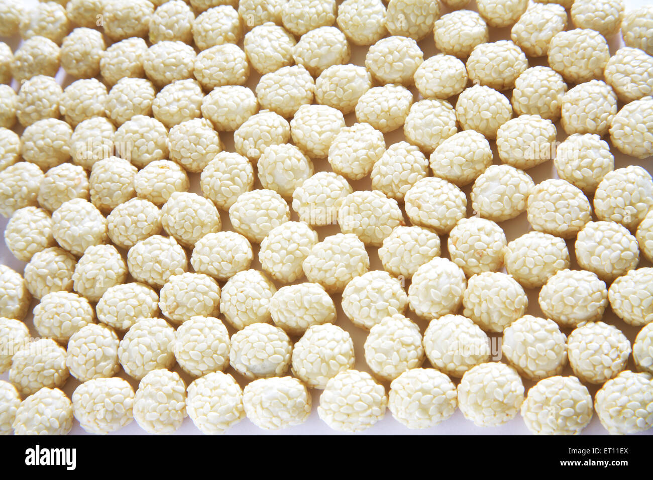 Revdi Sweets, rewari Sweet, weiße Sesamsamen, Sesambonbons, Makara sankranti Festival, Stockfoto