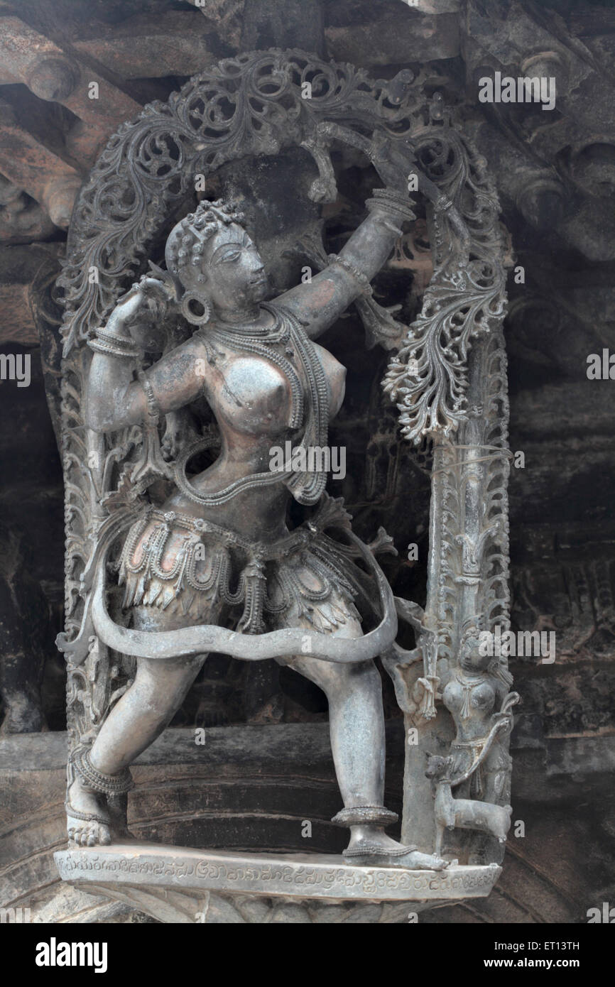 Halterung-Statue Tänzerin bei Channakeshava Tempel; Belur; Karnataka; Indien Stockfoto