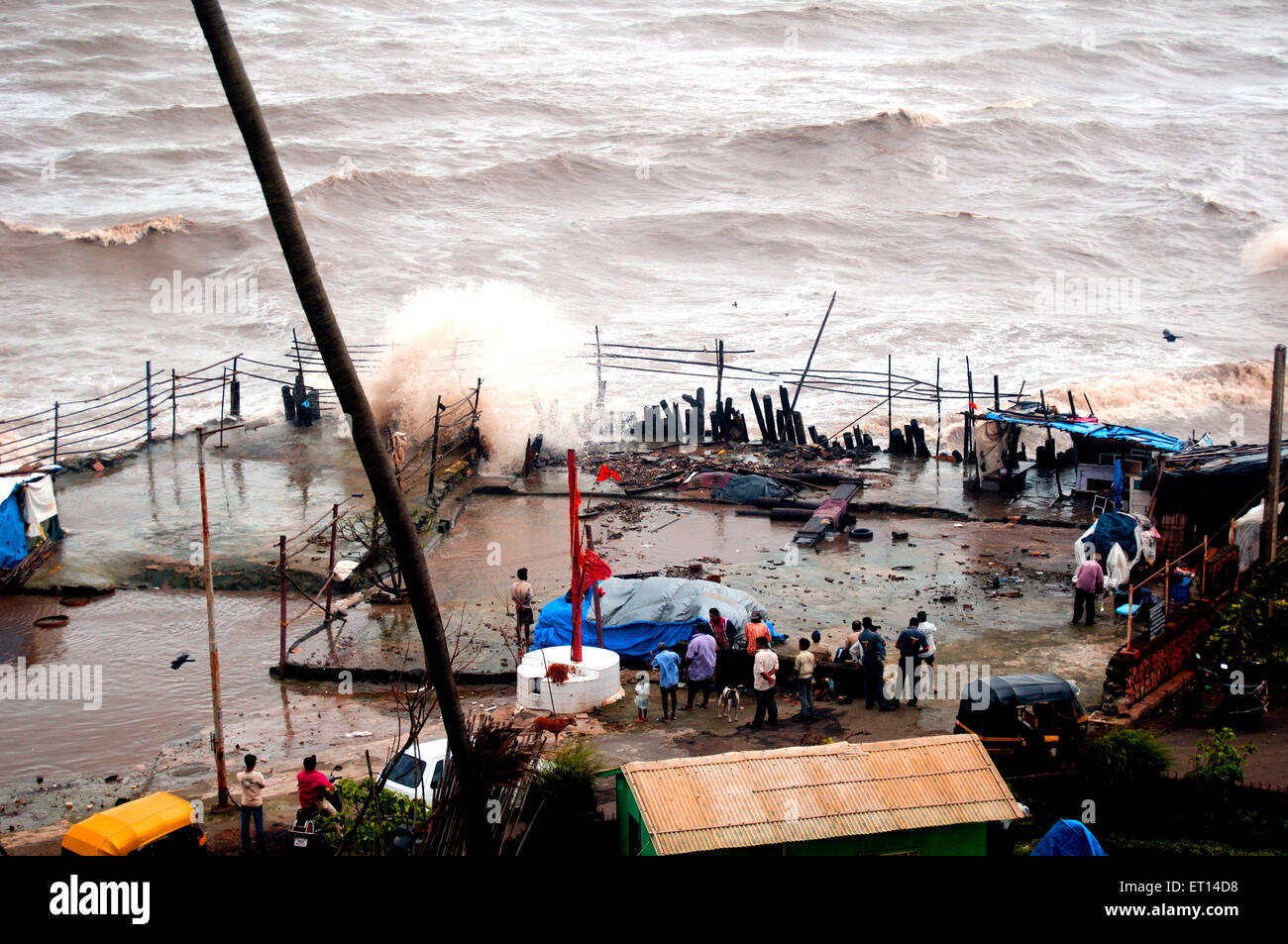 High Tide Zerstörung Mumbai Indien Stockfoto