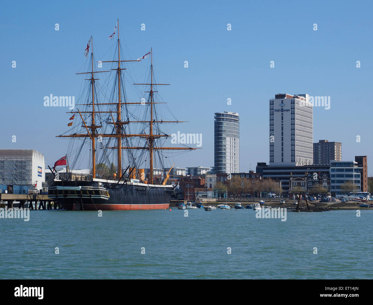 Der Krieger Stahl geschält Kriegsschiff in Portsmouth Stockfoto