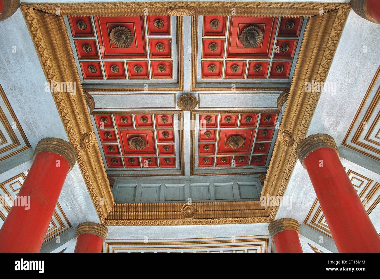 Decke der buddhistischen Pagode; Kalkutta; Kalkutta; Westbengalen; Indien Stockfoto