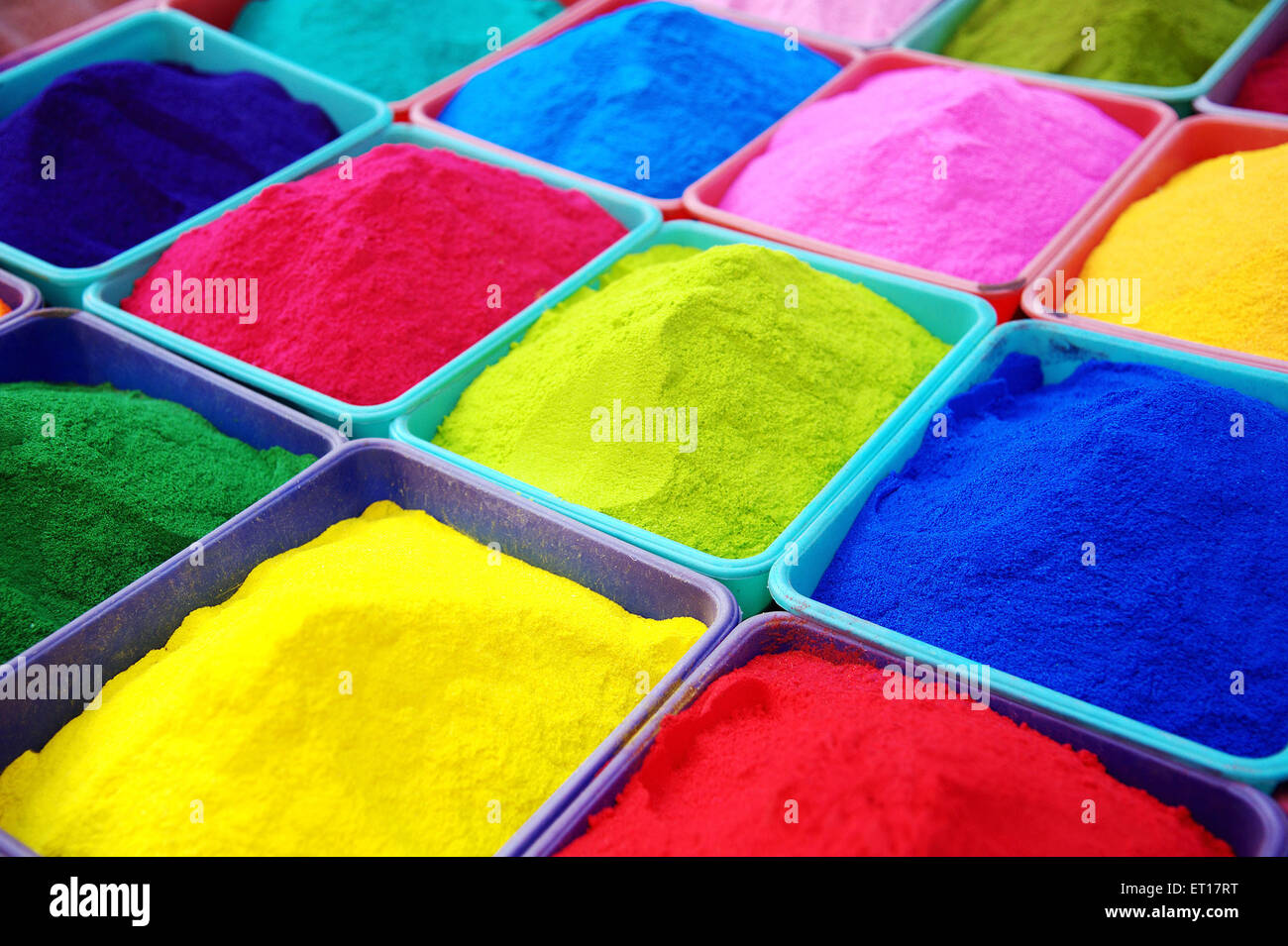 Holi Festival Farben zum Verkauf Indien Stockfoto