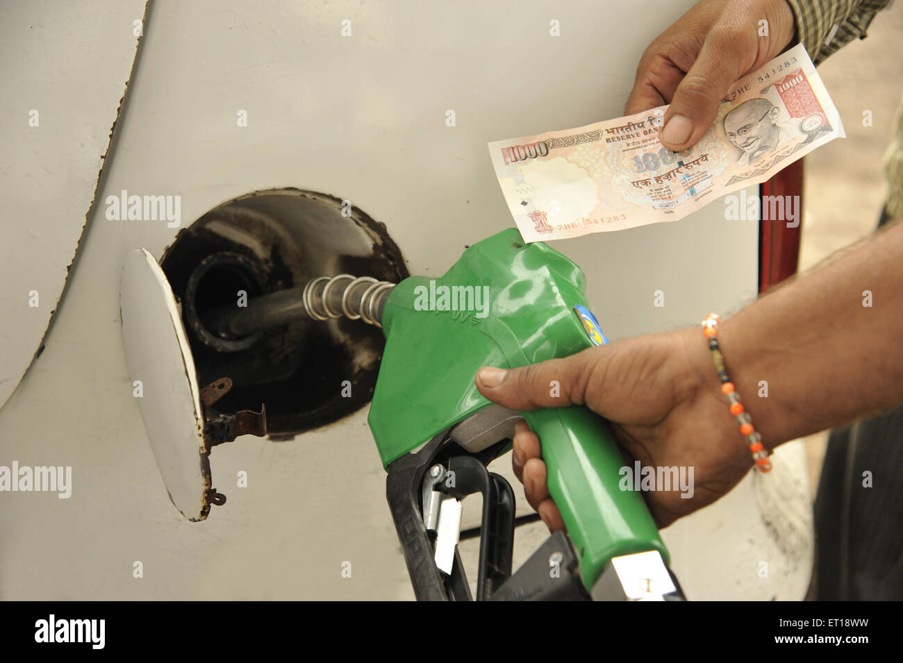 Benzinpreis Wandern Indien Stockfoto