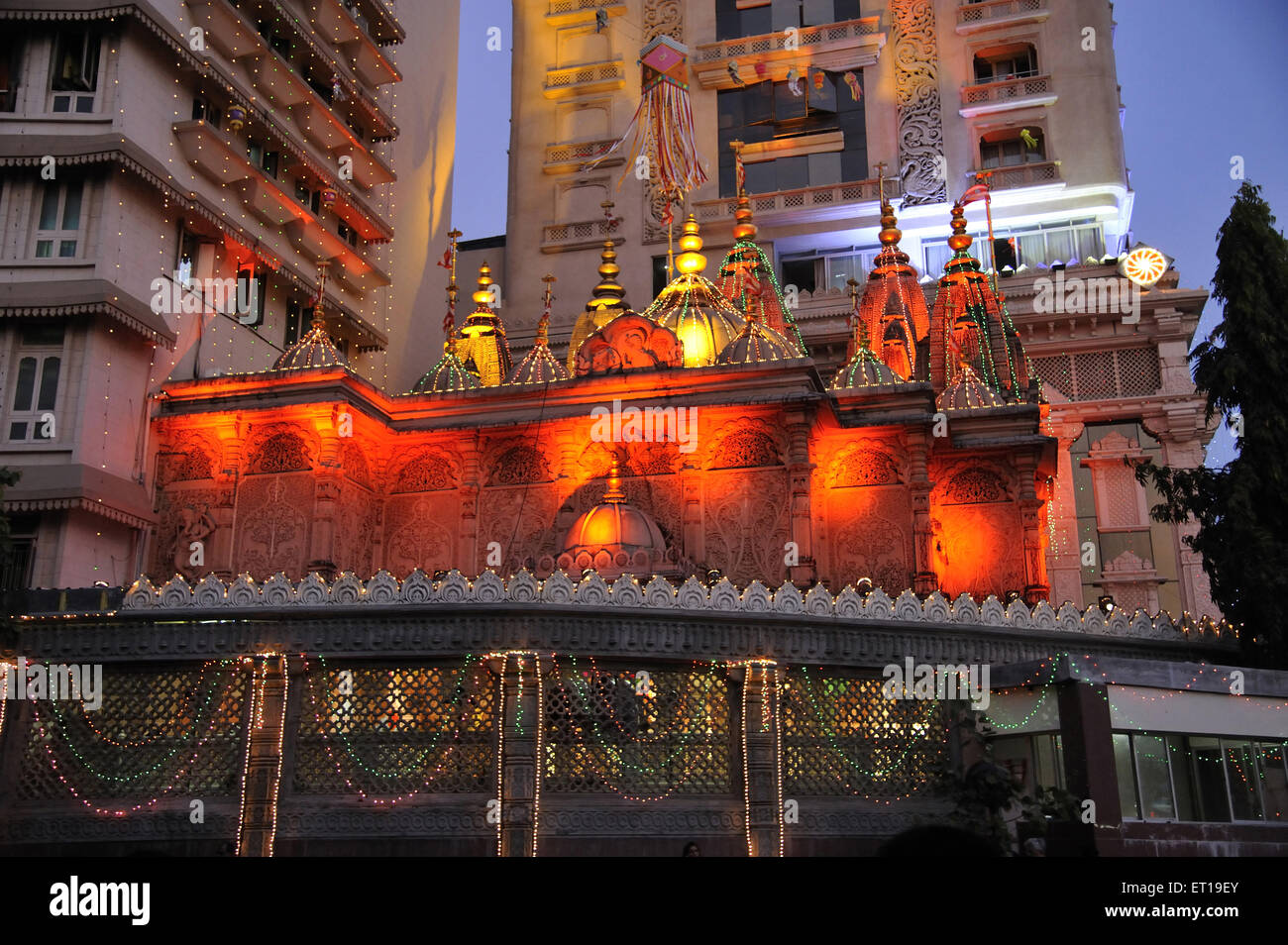 Beleuchtung-Swaminarayan-Tempel auf Diwali-fest am Dadar Mumbai Indien Stockfoto