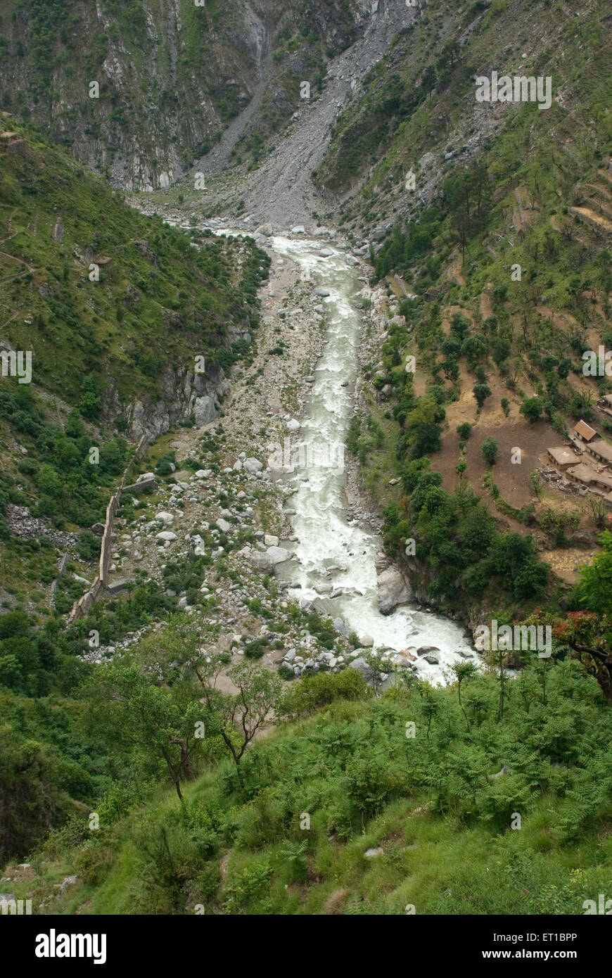 Chenab Fluß Hügel auf Jammu-Srinagar Straße Jammu & Kaschmir Indien Asien Stockfoto