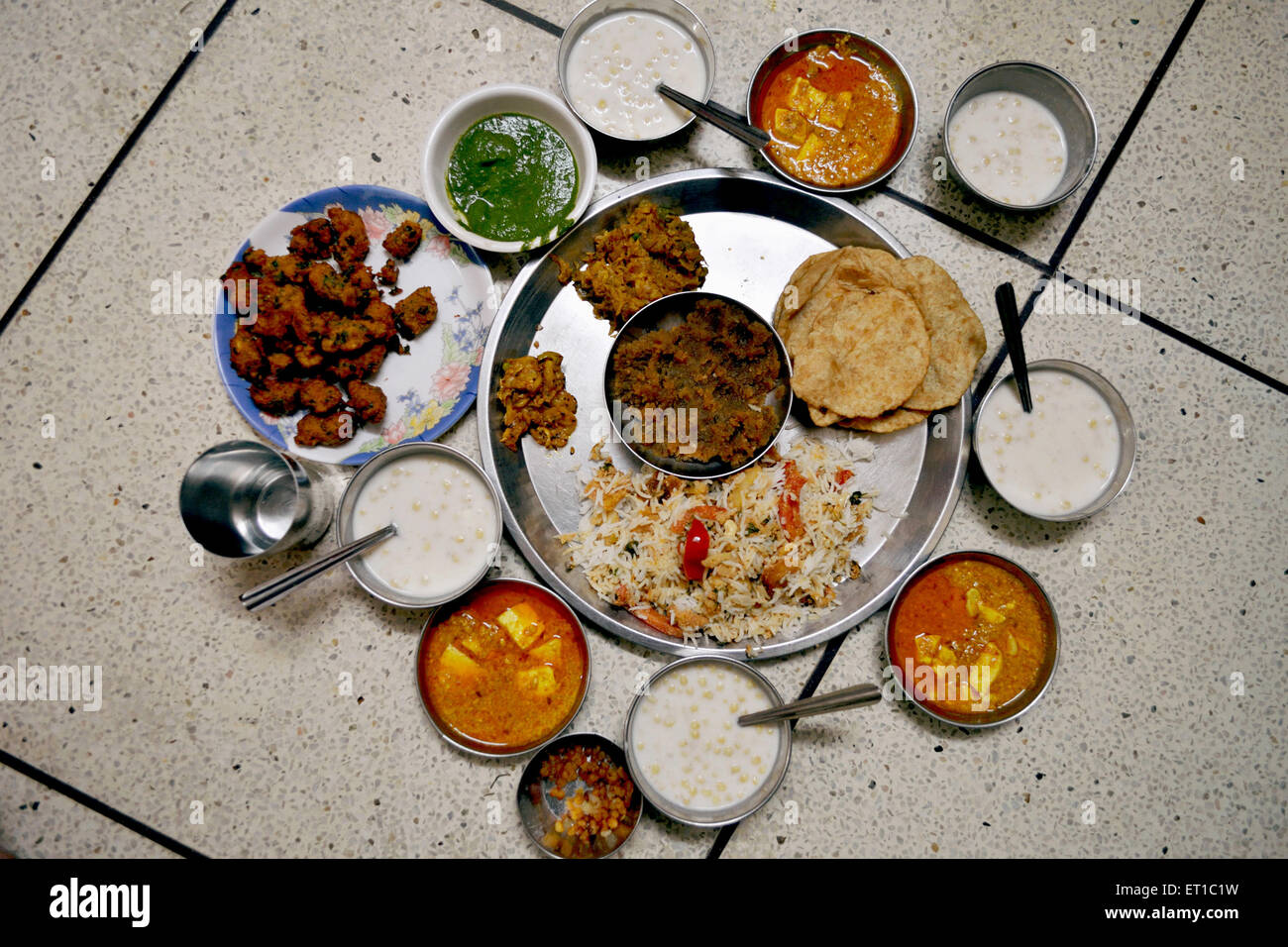 Rajasthani Thali Food Lunch Jodhpur, Rajasthan Indien Asien Stockfoto