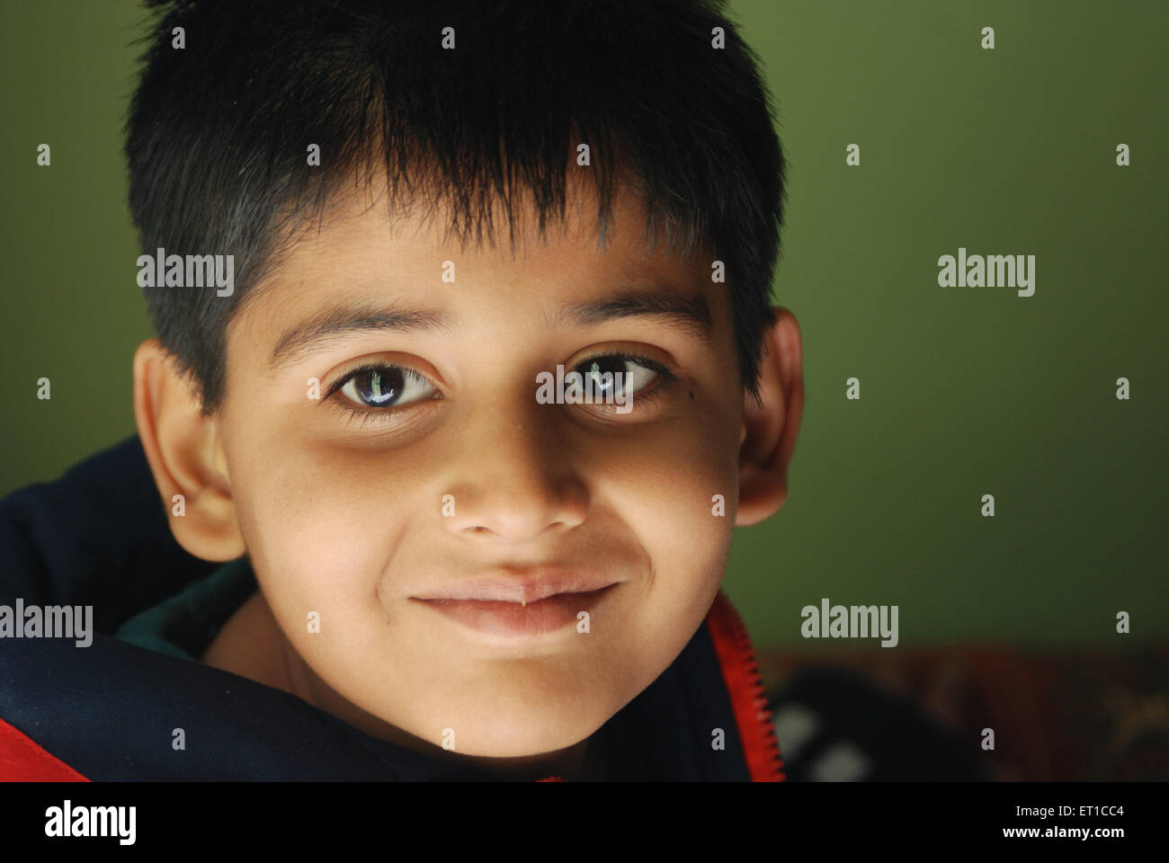 Indischer Junge Gesicht Porträt lächelnd Jodhpur Rajasthan Indien Asien HERR#704 Stockfoto
