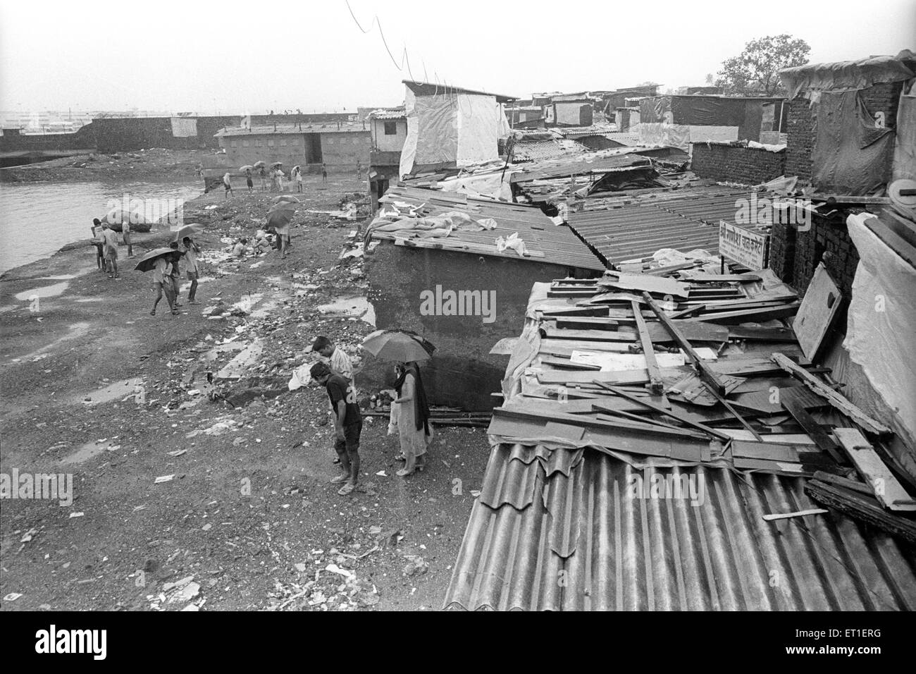 Slum residents -Fotos und -Bildmaterial in hoher Auflösung – Alamy