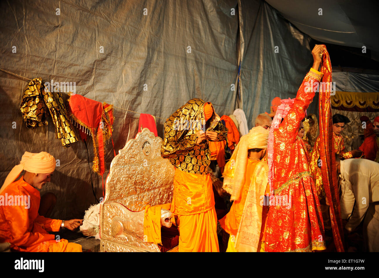 Dussehra Festival, Dasara, Vijayadashami, Ramlila Ramayana epische Bühnenaufführungsvorbereitung, Chowpatty, Bombay, Mumbai, Maharashtra, Indien Stockfoto