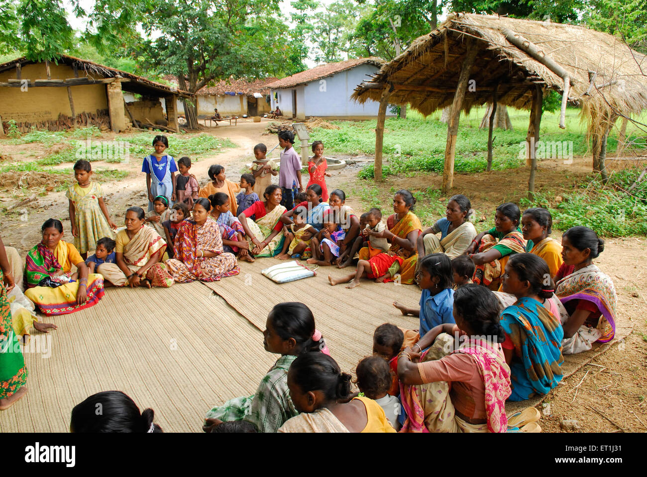Ho Stämme Frauen ausgebildet von Freiwilligen; Chakradharpur; Jharkhand; Indien nicht Herr Stockfoto