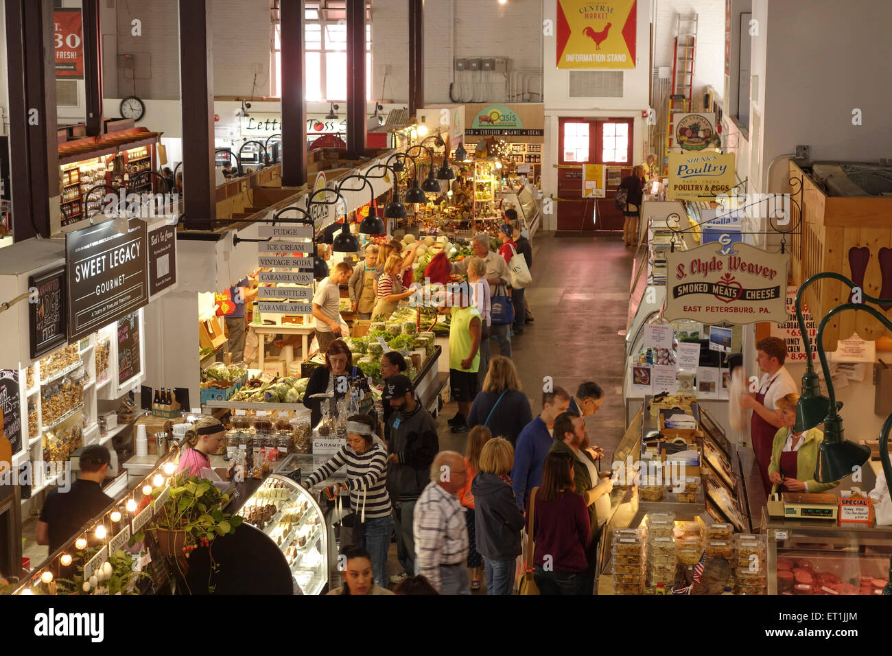 Inneren Zentralmarkt, historische Markthalle, Penn Square, Lancaster, Pennsylvania. USA. Stockfoto