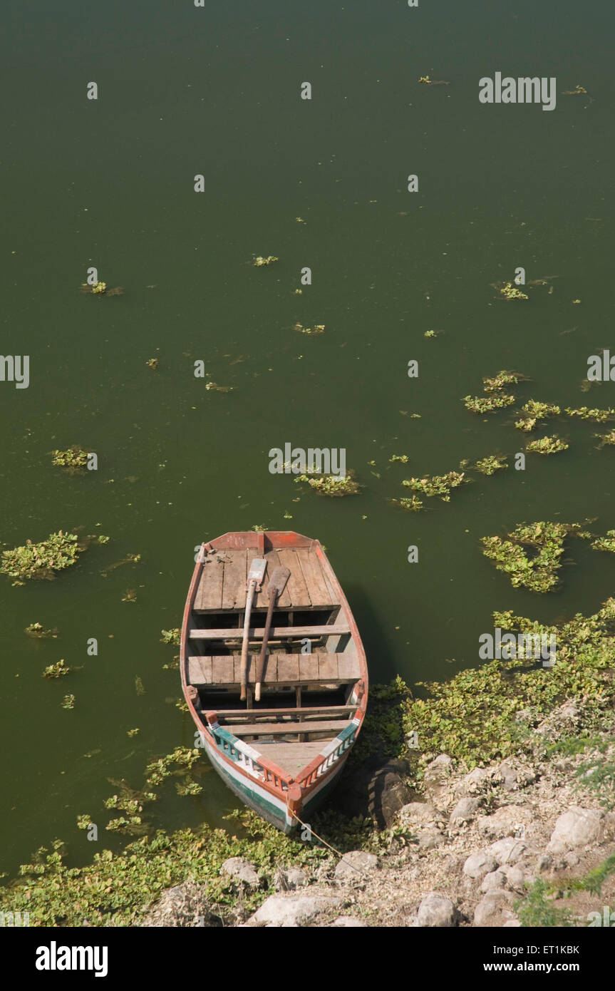 Hölzerne Ruderboot Pune Maharashtra Indien Asien Stockfoto
