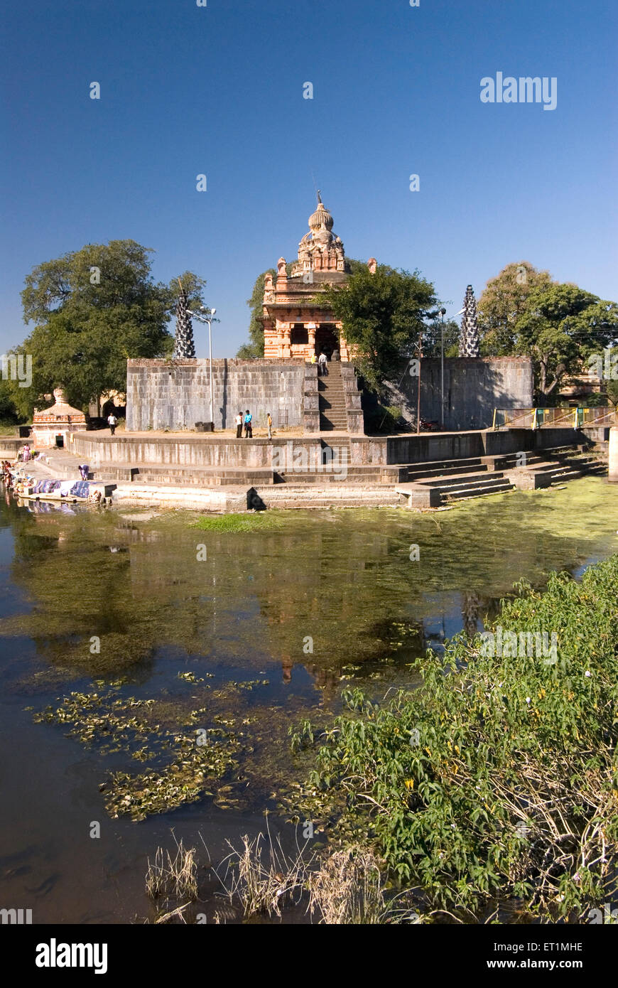 Sangemeshvar; Herrn Shankar Shiva-Tempel am Ufer des Flusses Karha & Chamblis Zusammenfluss Sasvad Dorf Purandar Pune Stockfoto