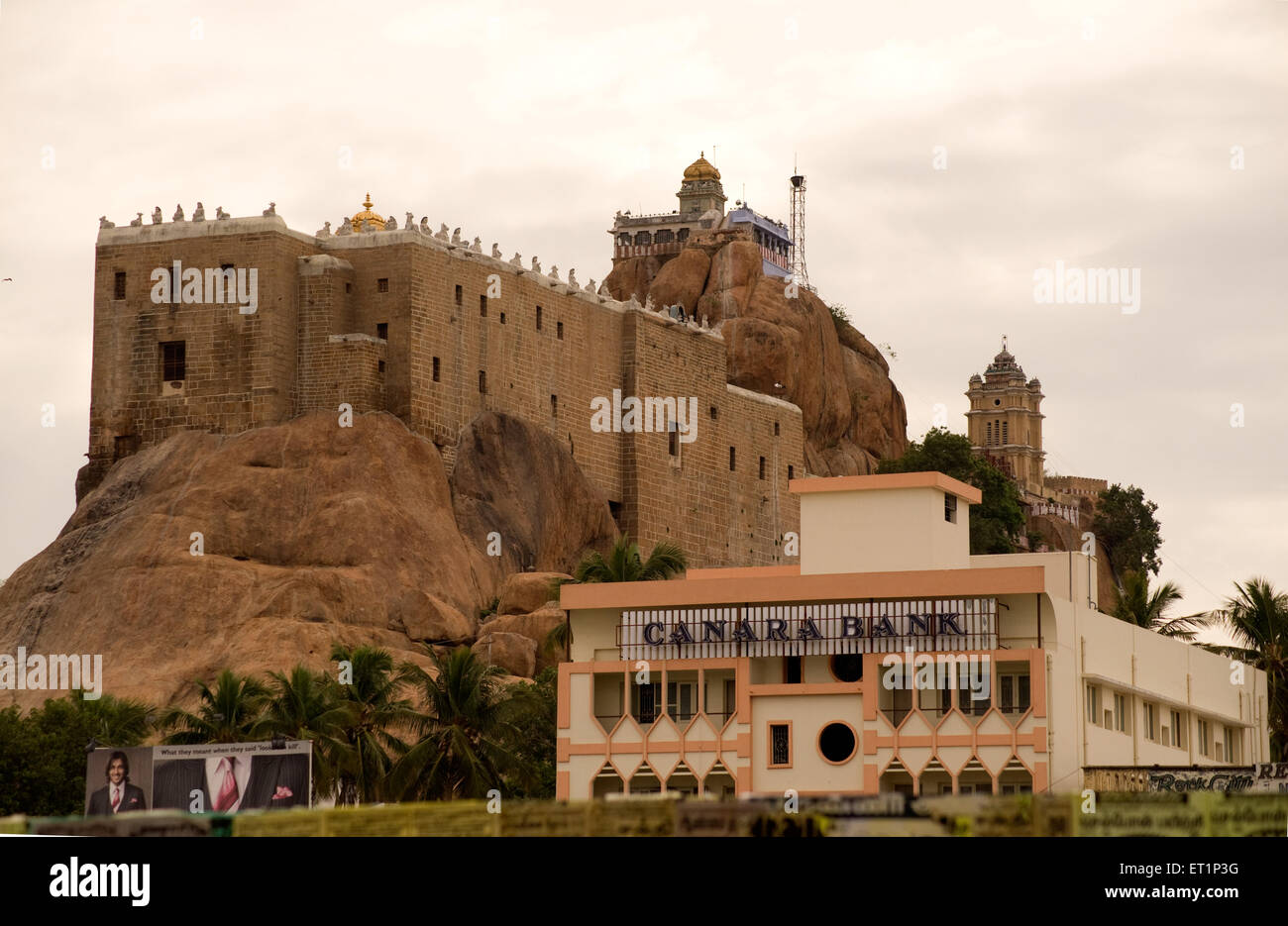Rock Fort und Herrn m. in Tiruchirappalli gewidmete Tempel; Tamil Nadu; Indien Stockfoto